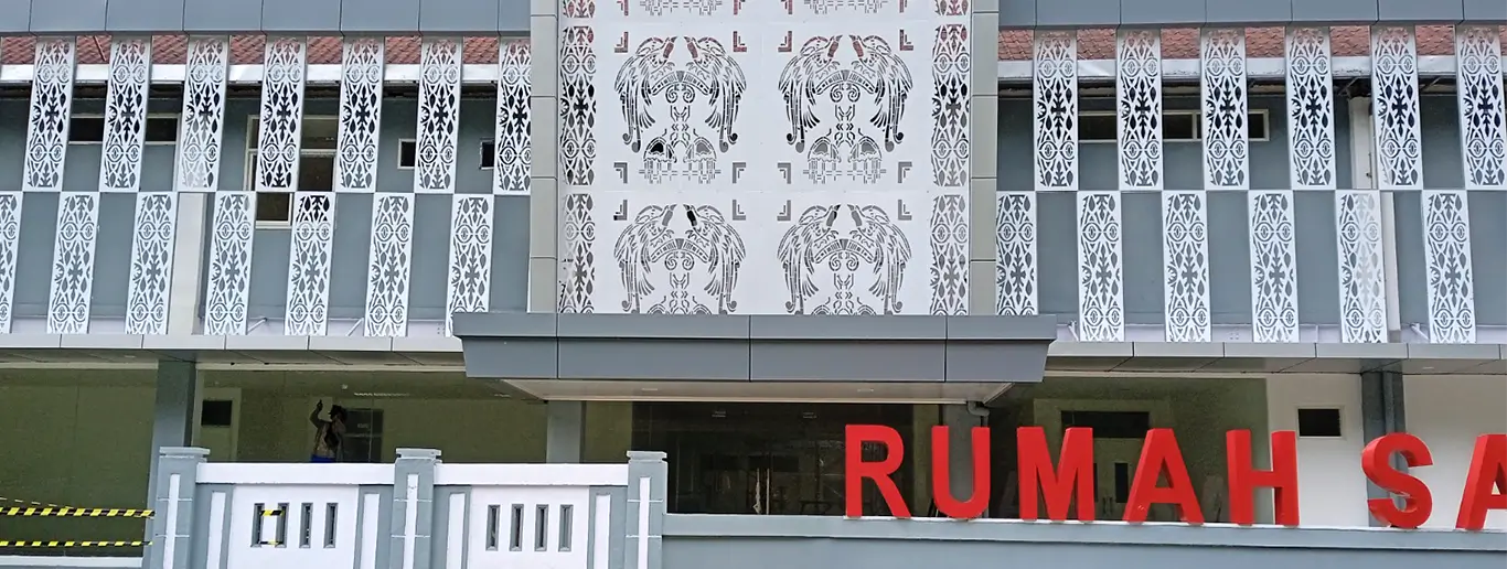 Pemasangan ACP RS Waa Banti Papua