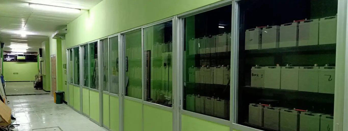 Pemasangan Pintu Kaca RSUD Dr Saiful Anwar 01